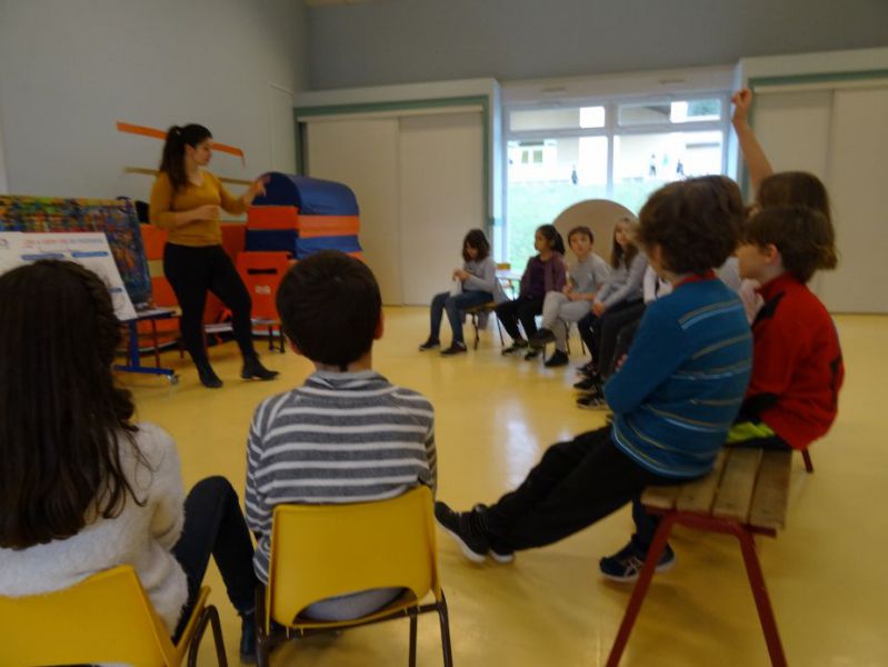 Donna cerca uomo per convivenza Donna cerca uomo per convivenza